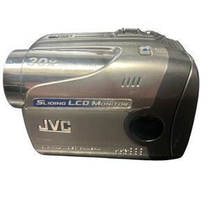 JVC GR-DA30U MiniDV Digital Camcorder - Silver PARTS - Cracked Screen SEE NOTES